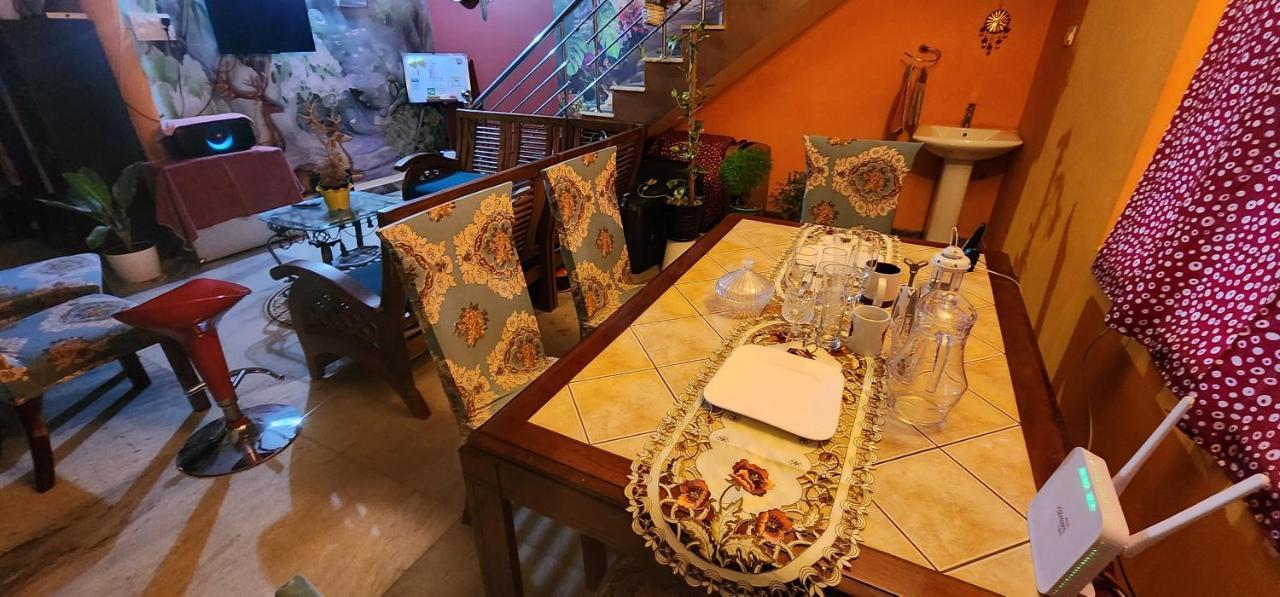 Jj'S White House Hotel Thrissur ภายนอก รูปภาพ